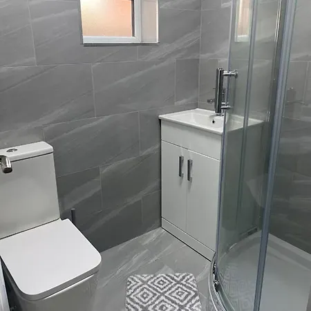 En-suite Lovely Double Close To Centre Manchester