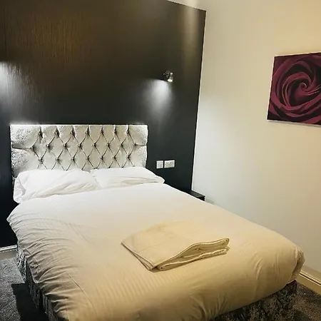 The Pleasant House * Манчестер