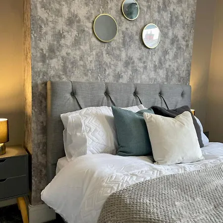 Feriehus Pass The Keys Stylish Hidden Gem Near Media *