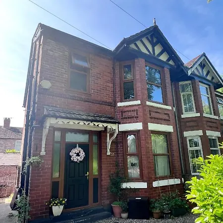 Beautiful Private In Levenshulme