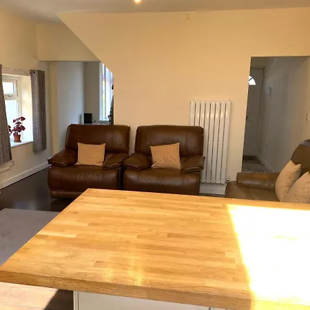 Greenwood Apartment *