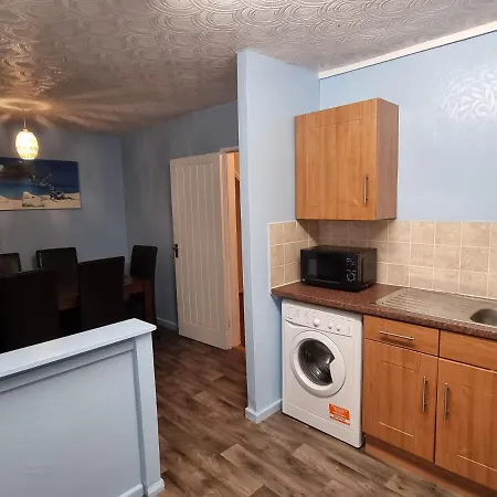 Spacious 3 Bed House - A Away From *