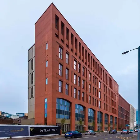 Sky Gardens - Modern Duplex Manchester