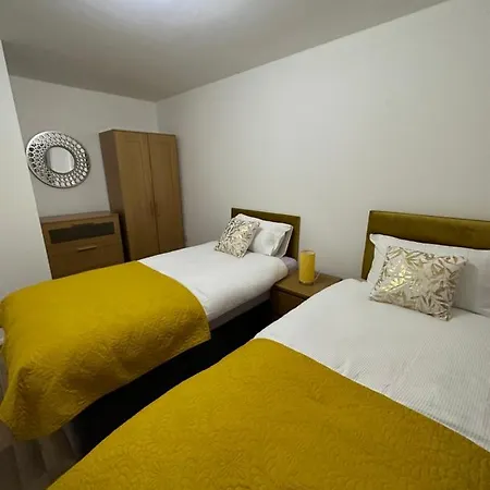 Apartment Beverley House