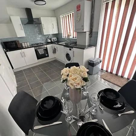 Apartment Beverley House