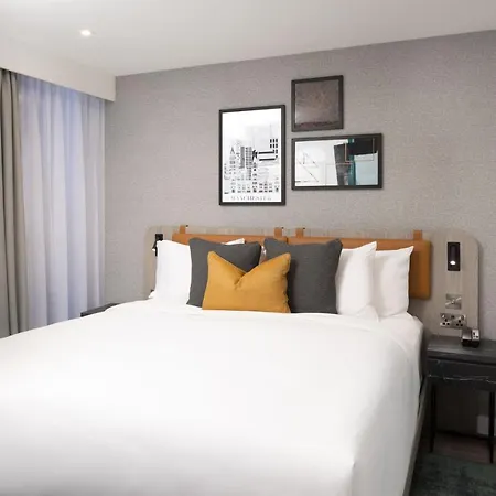 By Marriott Piccadilly