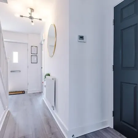 Stunning Design House Near Etihad With Parking Bypurestay Manchester