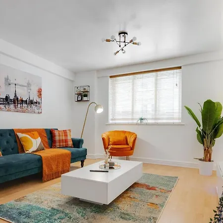 Cefas - Free Parking - Centre Manchester