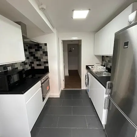 The Crescent, Flat 1 - Stockport, Mánchester