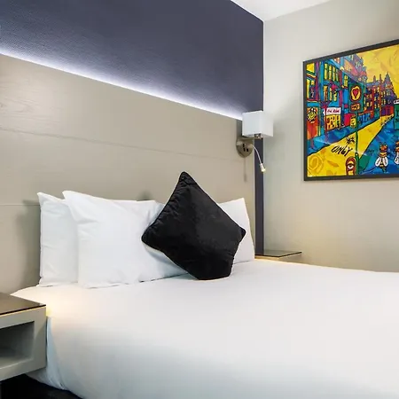Mercure Piccadilly 4*