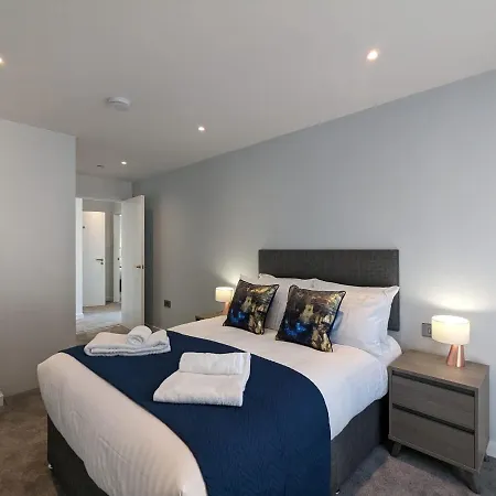 Charles Hope Apartman