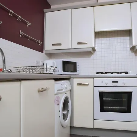 87 Rawsthorne Avenue Hotell *