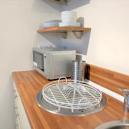 Mosh Homes 01 * マンチェスター