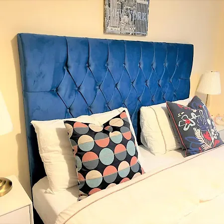 Mosh Homes 01 * マンチェスター