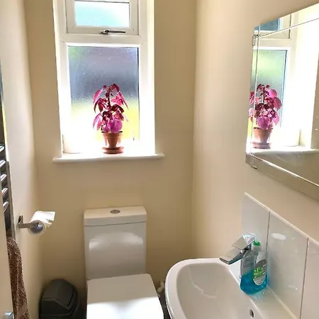 Greenwood Apartment *