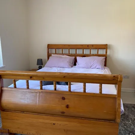 Greenwood Apartment *