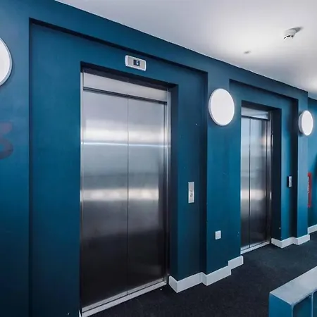 Sky Gardens - Stylish Duplex