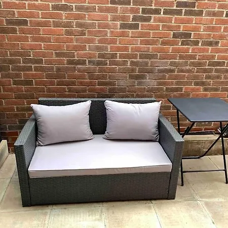 شقة Lux Private Entrance 1 Bed - Free Parking - Ideal For Coop Live, Mcr Centre, Salford Royal Hospital & Buile Hill Mansion Wedding Venue