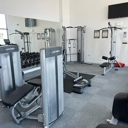 Apartament 2 Bed Apartment, Gym Manchester
