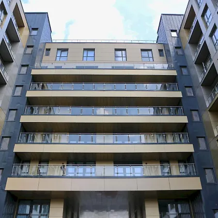 Pass The Keys Free Parking Penthouse Weeklymonthly Discounts