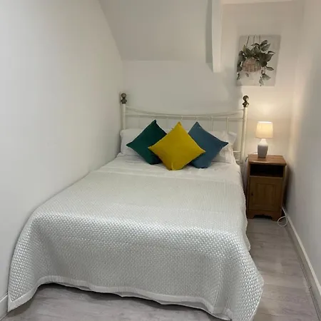Apartamento The Crescent, Flat 1 - Stockport, *