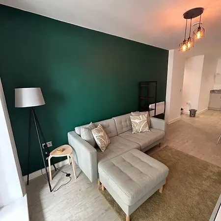 Modern And Spacious In Salford Quays Apartment *