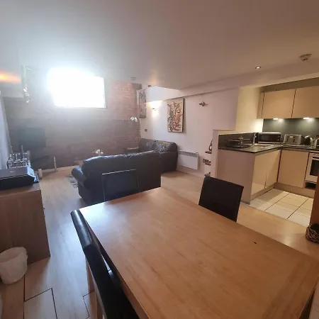 Apartment Exclusive 2 Bedroom 2 Floor Duplex In