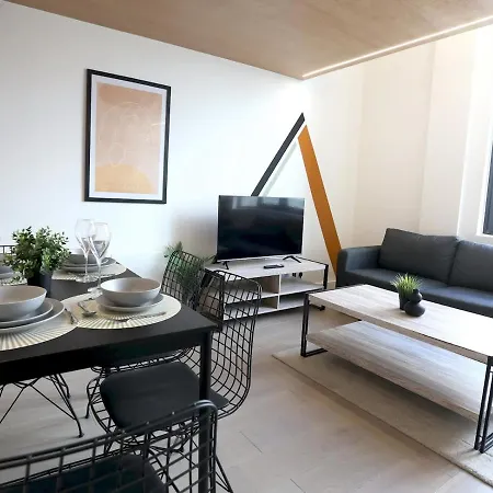 Pass The Keys Central Skyline Flat Weekly And Monthly Discounts Apartment Manchester
