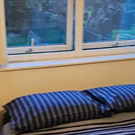 Axel 2 Vendégház *