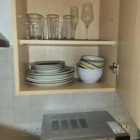 Awesome 1 Bedroom Appartement *