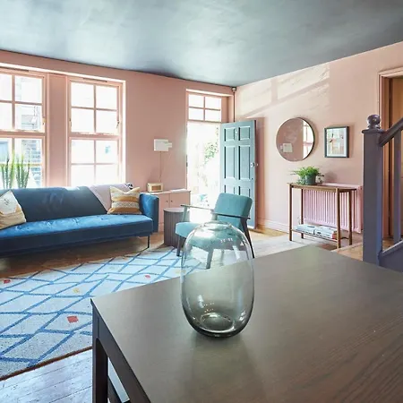 Host & - Tripps Mews Holiday home Manchester