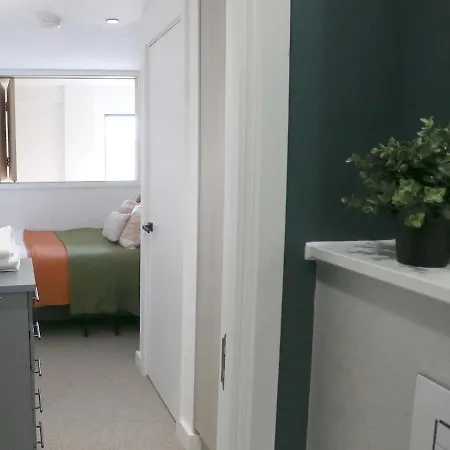 Pass The Keys Skyline Flat Weekly And Monthly Discounts Apartment *