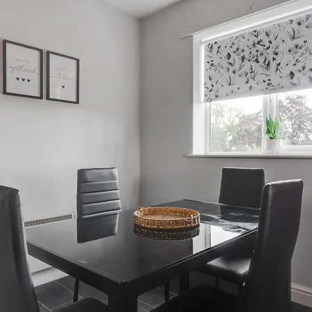A Delightful Flat In Manchester. Apartment *