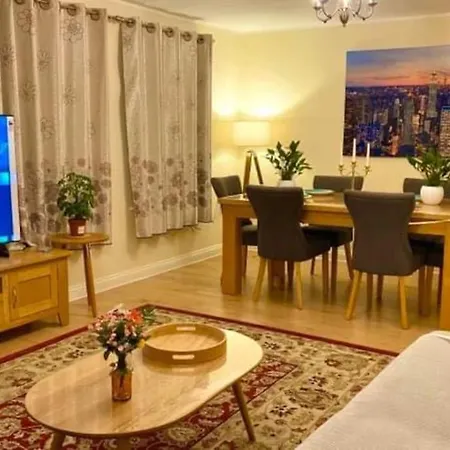 2 Bedroom Flat In Ardwick Apartamento Mánchester