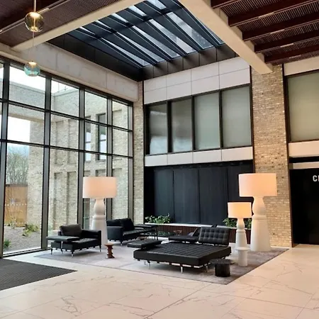Spacious, Luxury & Stylish 1 Bedroom In Centre - Elizabeth Tower Apartment
