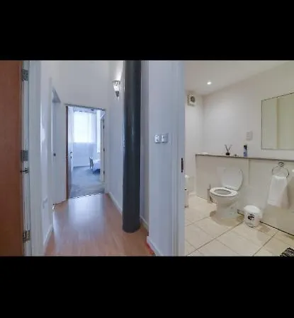 Princess Street Apartment