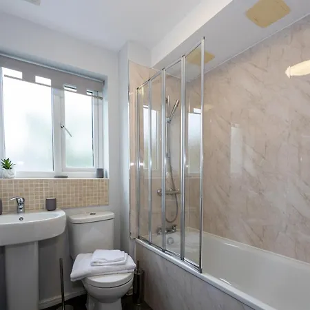 Salford House * 맨체스터
