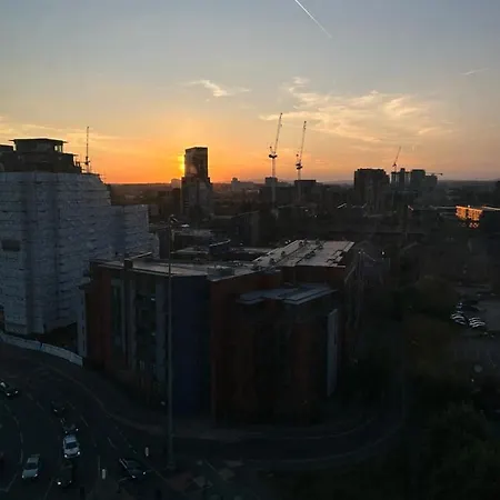 Spacious, Luxury & Stylish 1 Bedroom In Centre - Elizabeth Tower Manchester
