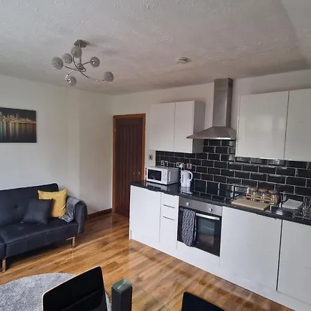 Cosy 2 Bedroom Higher Crumpsall アパート *