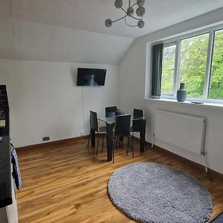 Cosy 2 Bedroom Higher Crumpsall アパート *