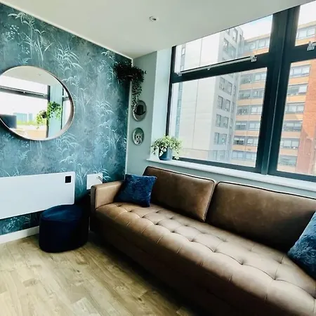 Beautifully Presented One Bedroom Close To Old Trafford Stadium