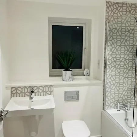 Homestay Stylish New Built Double Bed Manchester