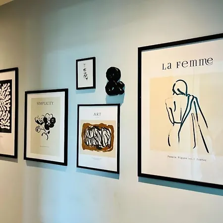 Apartment Beautifully Presented One Bedroom Close To Old Trafford Stadium *