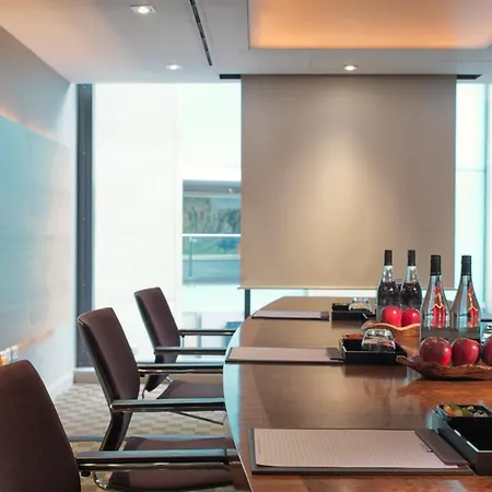 The Edwardian Manchester, A Radisson Collection מלון 5*