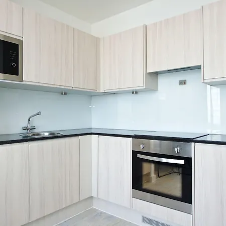 Staycity Piccadilly מלון דירות
