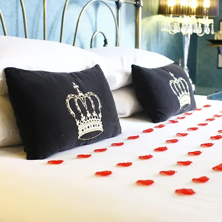The Victoria Manchester By Compass Hospitality Oldham