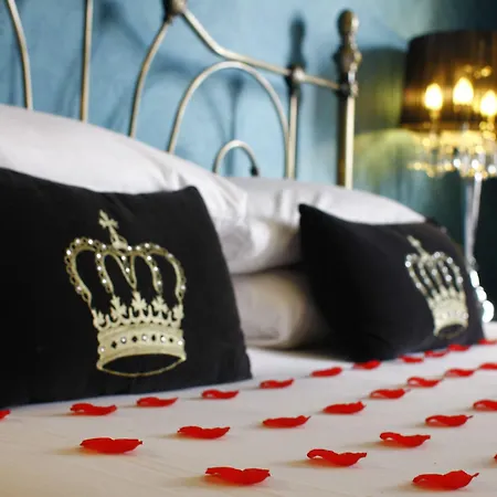 The Victoria Manchester By Compass Hospitality Hotel 3*