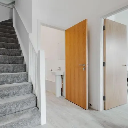 Guestready - Peaceful Retreat In Salford Apartment