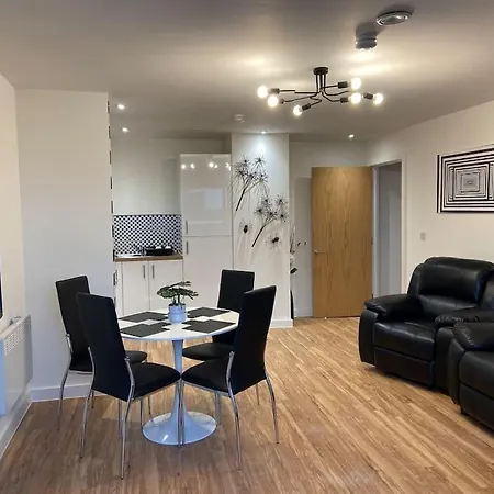 Stunning 2bd / Canal Views & Proximity To Man Utd Manchester