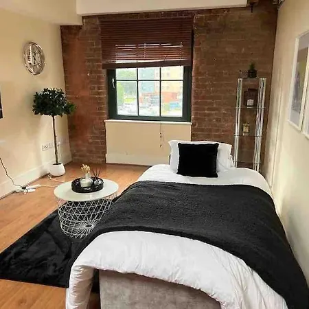City Center 2 Bedrooms アパート
